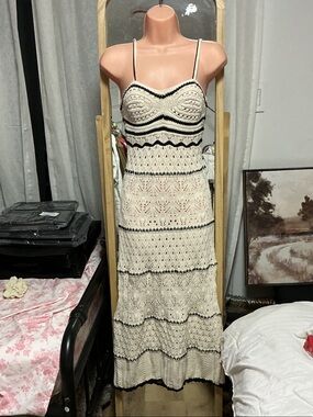 Cream Crochet Maxi Dress with Black Trim - Women's Zara